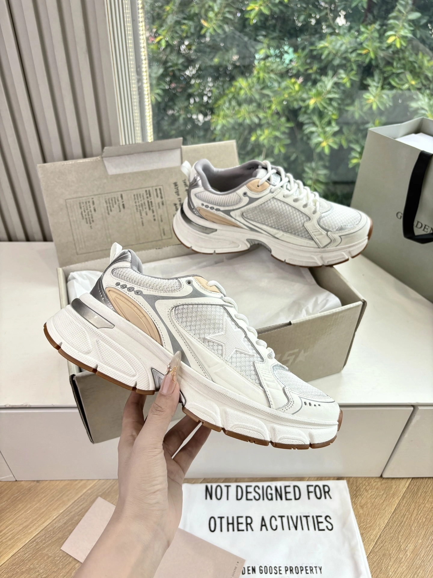 OOBB-- 6642 GMF00724.F006476.10272 GWF00724.F006476.10272 cowhide item:E-X002I0827